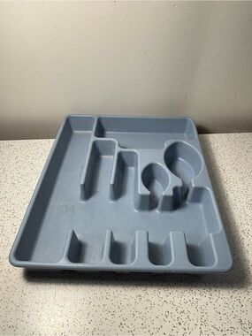 Vintage Rubbermaid large cutlery tray - light country blue